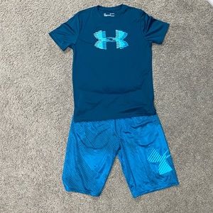 Boys Under Armour Matching T-Shirt and Shorts Size YL